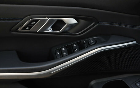 BMW 3 серия, 2019 год, 3 699 000 рублей, 27 фотография