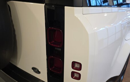 Land Rover Defender II, 2022 год, 11 900 000 рублей, 8 фотография