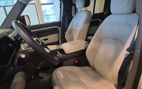 Land Rover Defender II, 2022 год, 11 900 000 рублей, 13 фотография