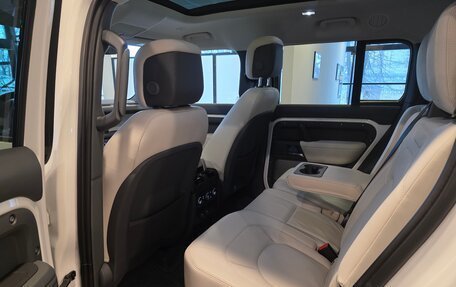 Land Rover Defender II, 2022 год, 11 900 000 рублей, 21 фотография