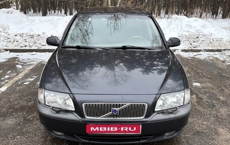 Volvo S80 II рестайлинг 2, 2002 год, 450 000 рублей, 1 фотография