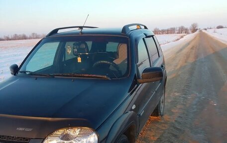Chevrolet Niva I рестайлинг, 2015 год, 700 000 рублей, 2 фотография