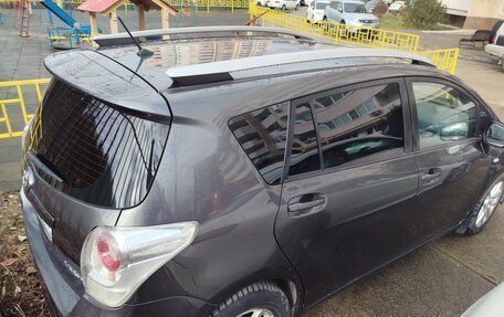 Toyota Verso I, 2011 год, 950 000 рублей, 4 фотография