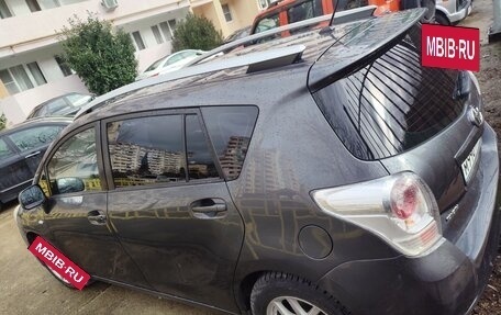 Toyota Verso I, 2011 год, 950 000 рублей, 5 фотография