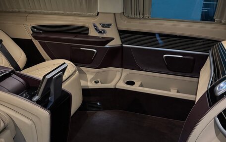 Mercedes-Benz V-Класс, 2018 год, 12 000 000 рублей, 4 фотография