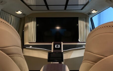 Mercedes-Benz V-Класс, 2018 год, 12 000 000 рублей, 10 фотография