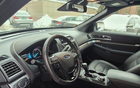 Ford Explorer VI, 2018 год, 3 300 000 рублей, 9 фотография