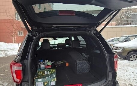 Ford Explorer VI, 2018 год, 3 300 000 рублей, 15 фотография