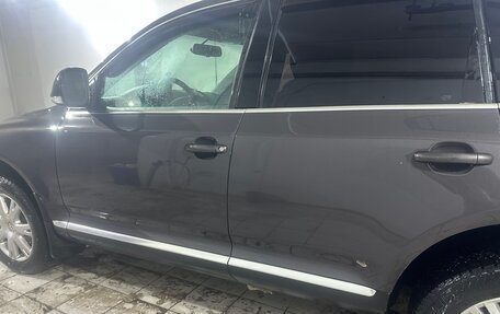 Volkswagen Touareg III, 2010 год, 1 450 000 рублей, 6 фотография