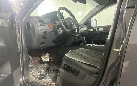 Volkswagen Touareg III, 2010 год, 1 450 000 рублей, 8 фотография