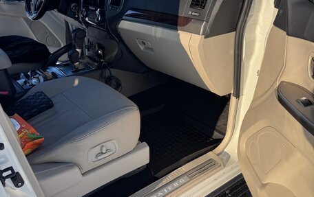 Mitsubishi Pajero IV, 2019 год, 3 700 000 рублей, 24 фотография