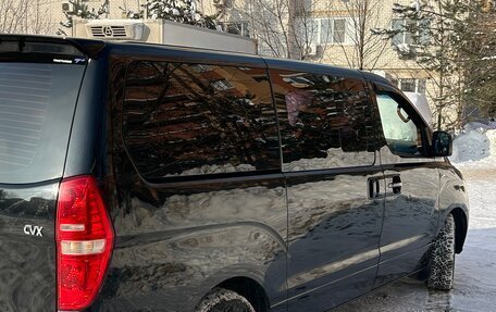 Hyundai Grand Starex Grand Starex I рестайлинг 2, 2012 год, 1 790 000 рублей, 3 фотография