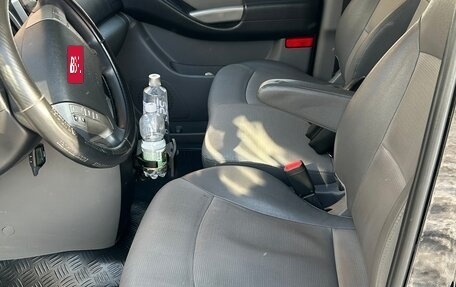 Hyundai Grand Starex Grand Starex I рестайлинг 2, 2012 год, 1 790 000 рублей, 11 фотография