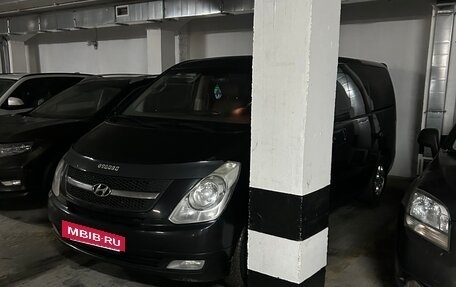 Hyundai Grand Starex Grand Starex I рестайлинг 2, 2012 год, 1 790 000 рублей, 15 фотография