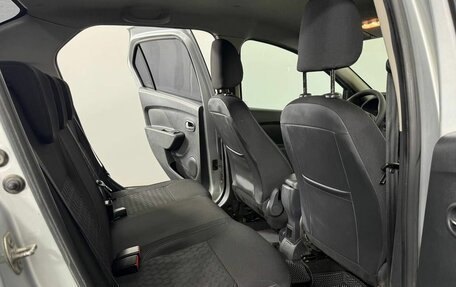 Renault Logan II, 2016 год, 635 000 рублей, 11 фотография