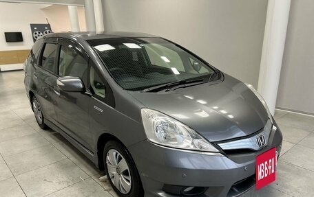 Honda Fit Shuttle I рестайлинг, 2013 год, 950 000 рублей, 3 фотография