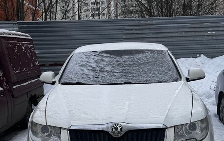Skoda Superb III рестайлинг, 2012 год, 870 000 рублей, 8 фотография