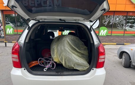 Toyota Wish II, 2003 год, 650 000 рублей, 15 фотография