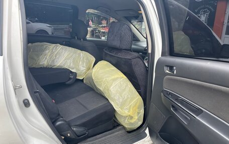 Toyota Wish II, 2003 год, 650 000 рублей, 14 фотография