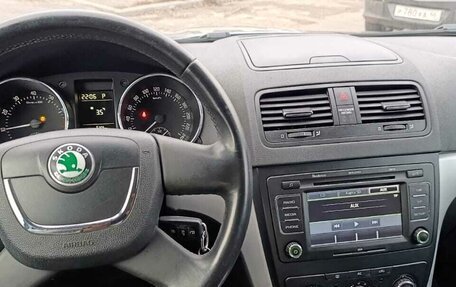 Skoda Yeti I рестайлинг, 2012 год, 750 000 рублей, 17 фотография