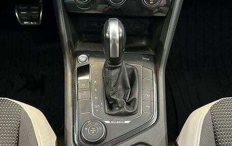 Volkswagen Tiguan II, 2019 год, 2 597 000 рублей, 15 фотография