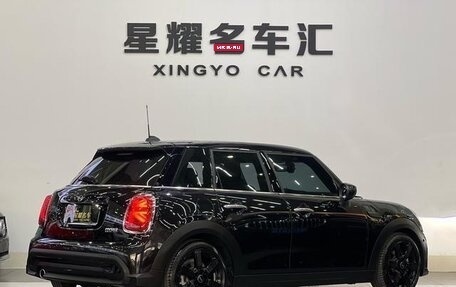 MINI Hatch, 2024 год, 3 260 999 рублей, 6 фотография