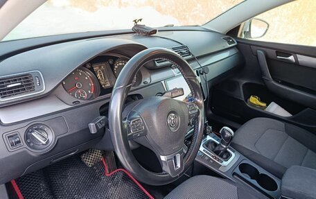 Volkswagen Passat B7, 2011 год, 1 100 000 рублей, 8 фотография