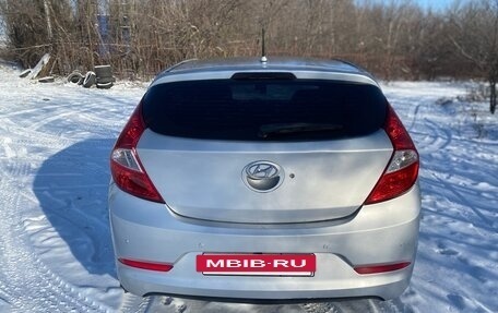 Hyundai Solaris II рестайлинг, 2012 год, 550 000 рублей, 5 фотография