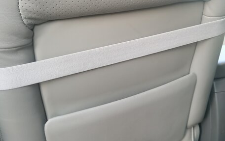 Toyota Land Cruiser Prado 120 рестайлинг, 2006 год, 2 600 000 рублей, 17 фотография