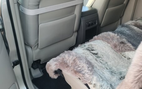 Toyota Land Cruiser Prado 120 рестайлинг, 2006 год, 2 600 000 рублей, 18 фотография