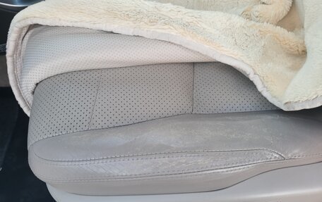 Toyota Land Cruiser Prado 120 рестайлинг, 2006 год, 2 600 000 рублей, 15 фотография