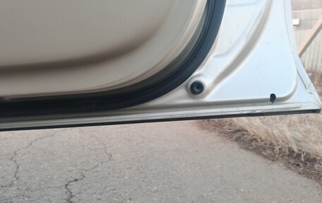 Toyota Land Cruiser Prado 120 рестайлинг, 2006 год, 2 600 000 рублей, 32 фотография