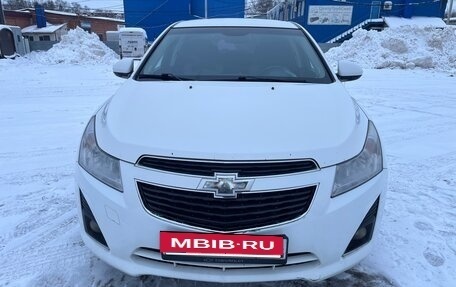 Chevrolet Cruze II, 2013 год, 810 000 рублей, 2 фотография