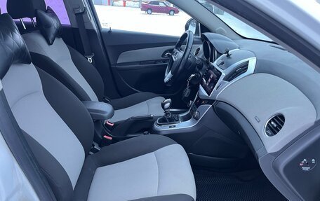 Chevrolet Cruze II, 2013 год, 810 000 рублей, 26 фотография