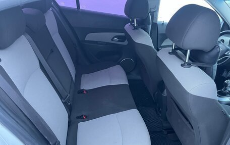 Chevrolet Cruze II, 2013 год, 810 000 рублей, 28 фотография