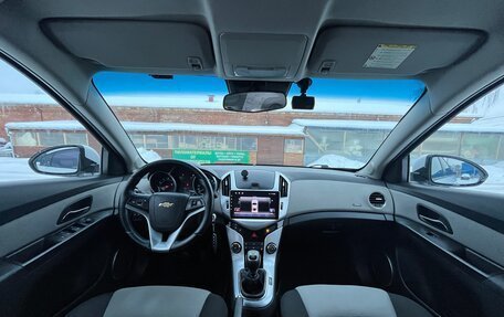 Chevrolet Cruze II, 2013 год, 810 000 рублей, 31 фотография