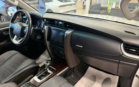 Toyota Fortuner II, 2019 год, 4 299 900 рублей, 13 фотография