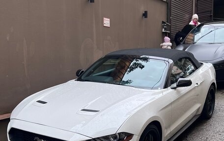 Ford Mustang VI рестайлинг, 2018 год, 2 595 000 рублей, 1 фотография