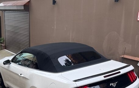 Ford Mustang VI рестайлинг, 2018 год, 2 595 000 рублей, 2 фотография