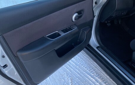 Nissan Tiida, 2007 год, 750 000 рублей, 16 фотография