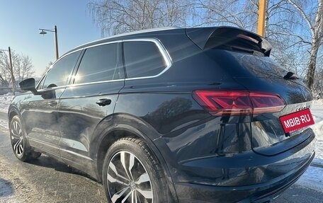 Volkswagen Touareg III, 2018 год, 6 000 000 рублей, 7 фотография