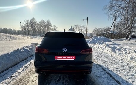Volkswagen Touareg III, 2018 год, 6 000 000 рублей, 10 фотография