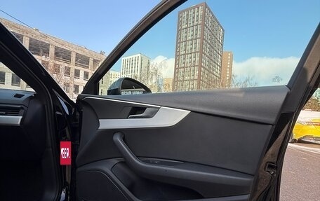 Audi A4, 2018 год, 2 200 000 рублей, 6 фотография