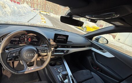 Audi A4, 2018 год, 2 200 000 рублей, 12 фотография