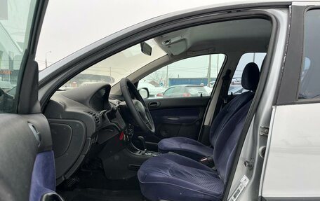 Peugeot 206, 2003 год, 340 000 рублей, 10 фотография