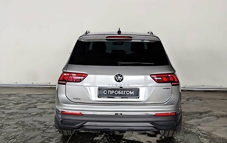 Volkswagen Tiguan II, 2021 год, 3 885 000 рублей, 5 фотография