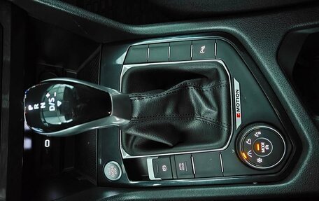 Volkswagen Tiguan II, 2021 год, 3 885 000 рублей, 14 фотография