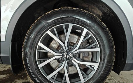 Volkswagen Tiguan II, 2021 год, 3 885 000 рублей, 17 фотография