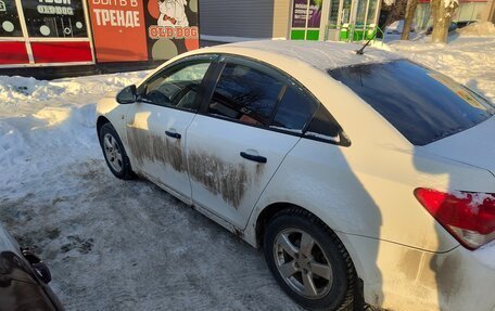 Chevrolet Cruze II, 2011 год, 500 000 рублей, 4 фотография