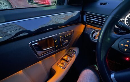 Mercedes-Benz E-Класс, 2009 год, 1 600 000 рублей, 14 фотография